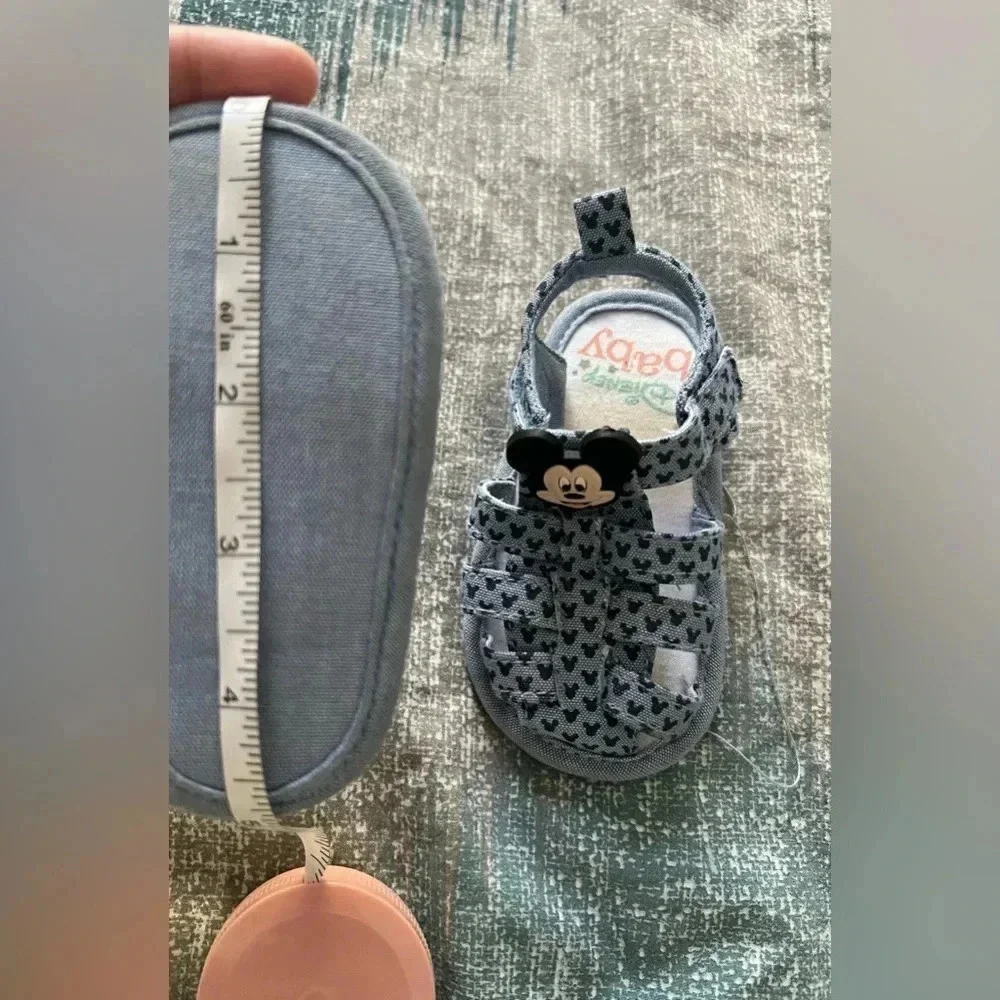 Disney Baby Bundle of 4 pairs of baby shoes (Size 6-9Months) - Picture 15 of 15